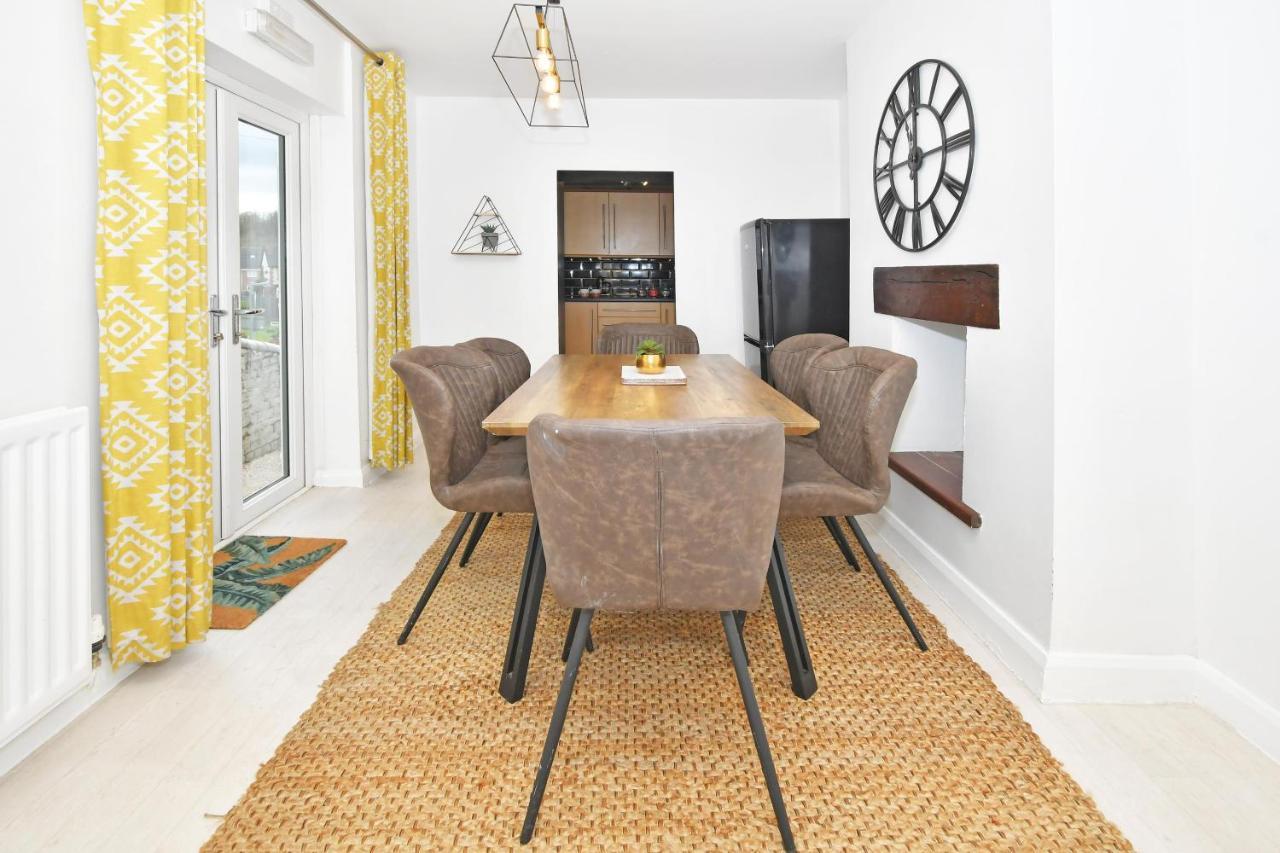 Holiday home London House By Yourstays - 5 Bedroom House In Newcastle-under-lyme