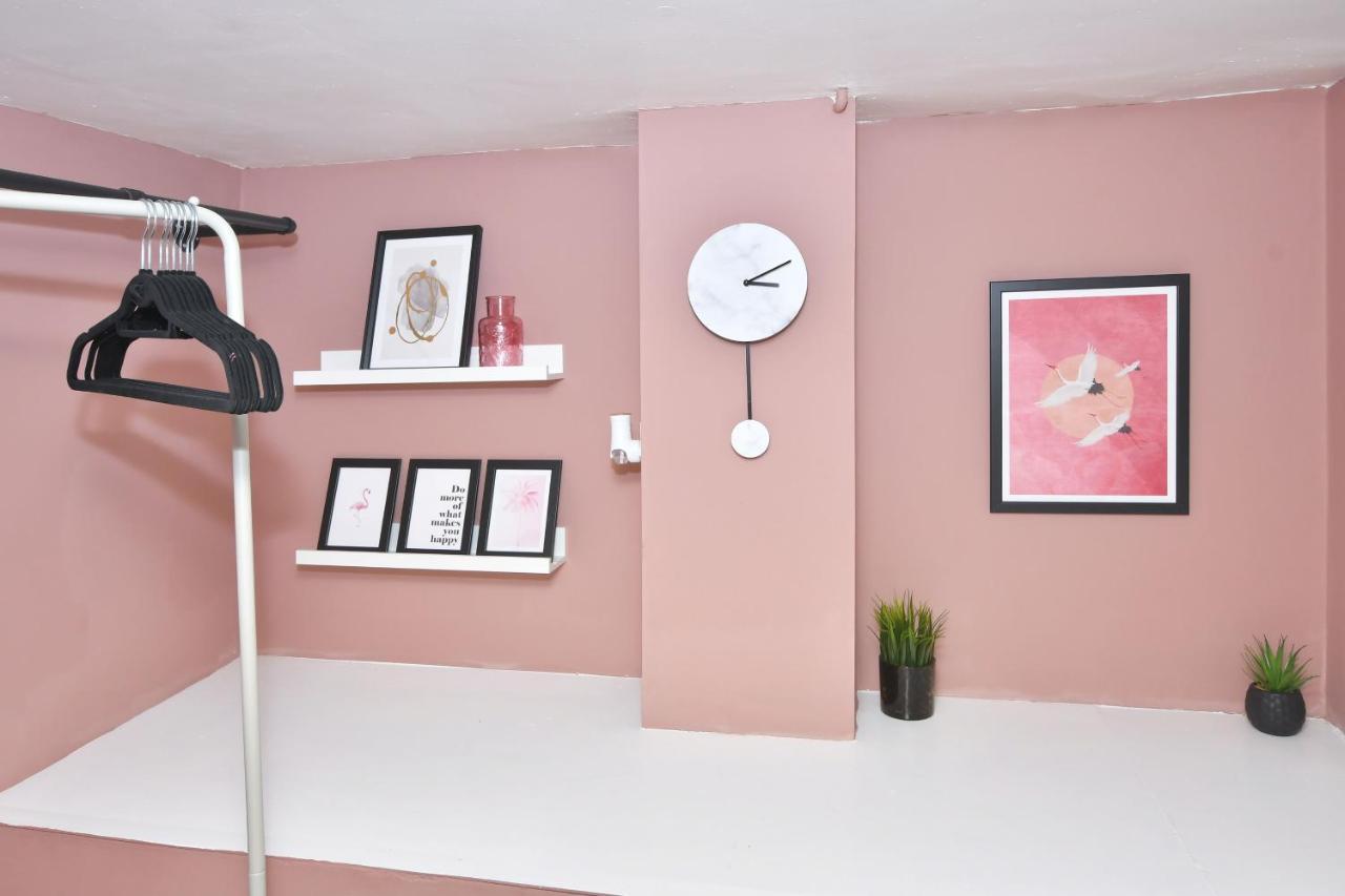 Casa vacanze London House By Yourstays - 5 Bedroom House In Newcastle-under-lyme Stoke-on-Trent